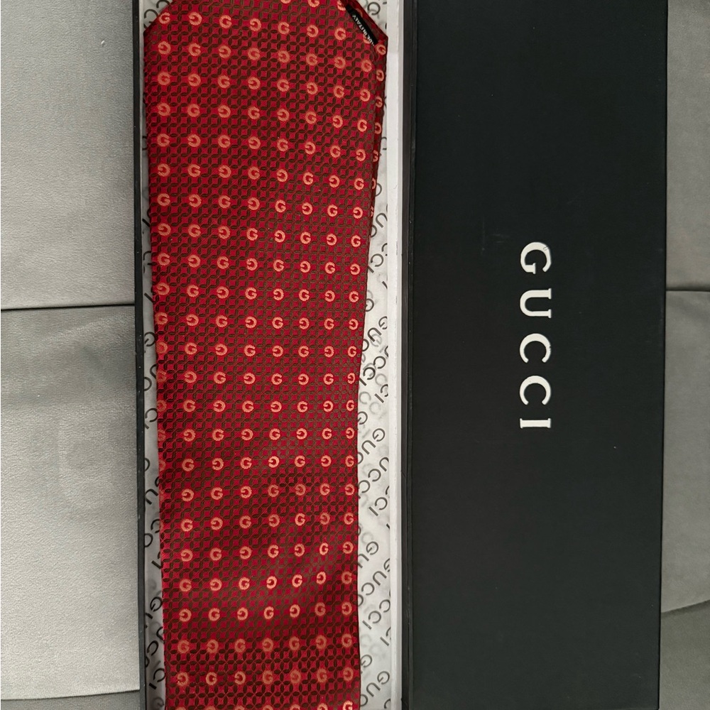 Gucci Red Patterned Men's Tie
